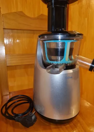 Licuadora Qilive con jarras