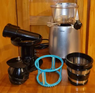 Licuadora Qilive con jarras