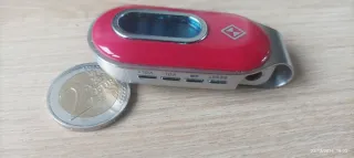 Reproductor MP3 Rojo y Plateado