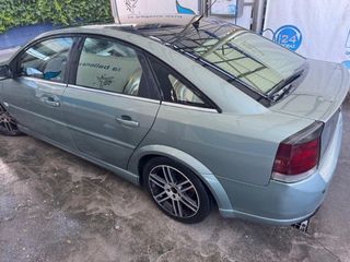 Opel Vectra 2005