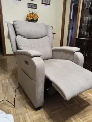 Sillón relax eléctrico elevador beige/gris