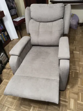 Sillón relax eléctrico elevador beige/gris