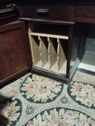 Escritorio antiguo madera maciza