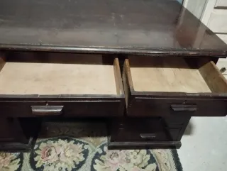 Escritorio antiguo madera maciza