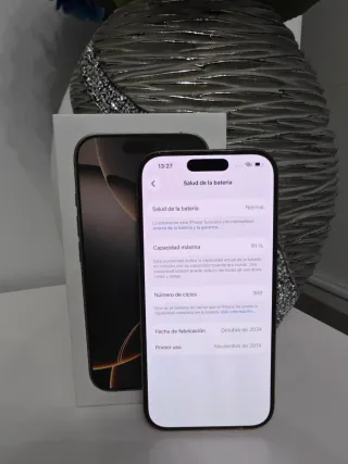 iPhone 16 Pro Oro/Plata