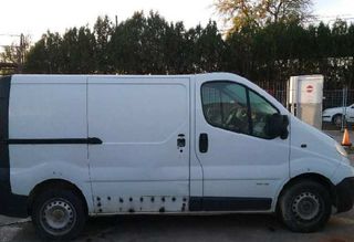 Renault 8200701352 faro izquierdo trafic 4511996