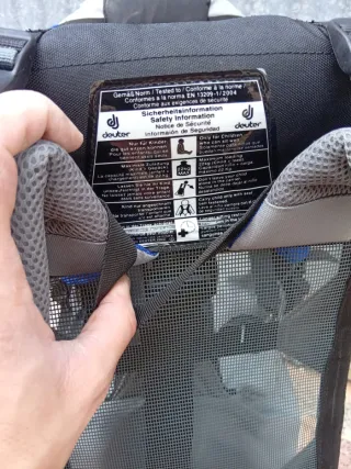 Mochila Portabebés Montaña  deuter