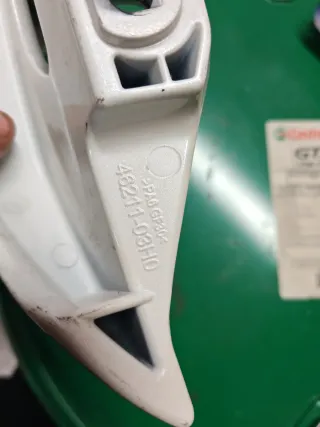 Asidero Suzuki Burgman 125/200 '07