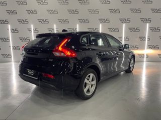 Volvo V40 2.0 D2 Momentum 120cv 5p