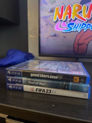 Consola PS4 Negra + 2 Mandos + Cargador + 3 Juegos