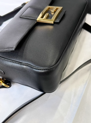 Borsa Fendi Baguette Nero Dorato