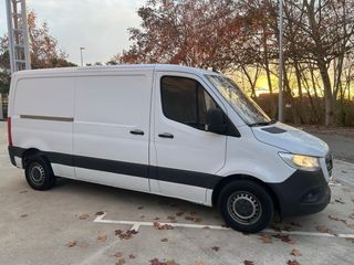 Mercedes-Benz Sprinter 2021