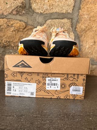 Nike React Pegasus Trail 5 Phantom Washed Coral un