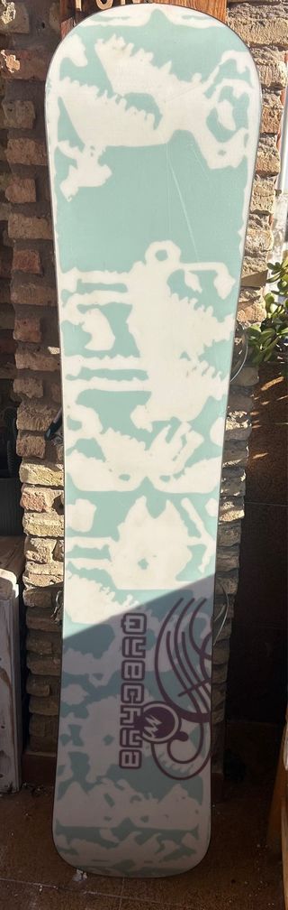 Tabla Snowboard + Chaqueta/Pantalón Decathlon