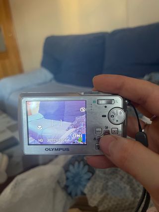 Cámara Digital Olympus Plata