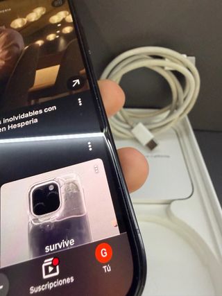 iPhone 15 Pro con pixel muerto