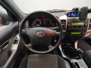 Toyota Land Cruiser 2005