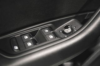 AUDI A4 Avant Advanced 30 TDI S tronic 2023