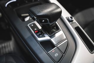 AUDI A4 Avant Advanced 30 TDI S tronic 2023