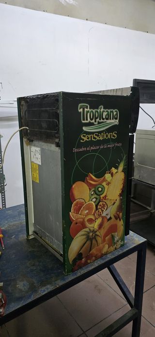 Vitrina expositora para zumos