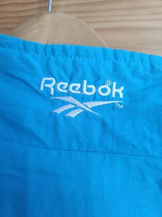 Sudadera Reebok Color Azul, Blanco y Negro TallaXL