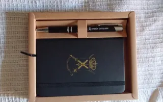 Agenda y bolígrafo División Castillejos