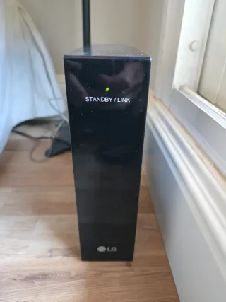 Barra de Sonido LG SJ4R Negra.