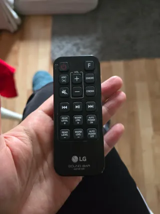 Barra de Sonido LG SJ4R Negra.