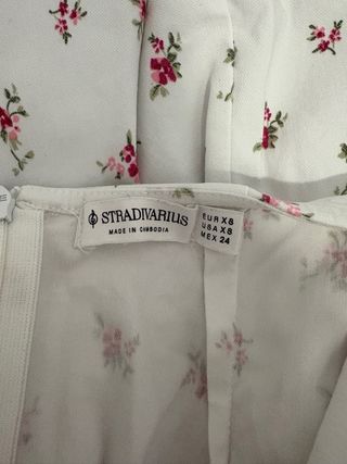 Vestido floral blanco y rosa