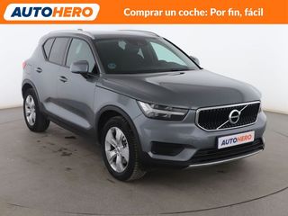 Volvo XC40 2.0 T4 Momentum 2WD