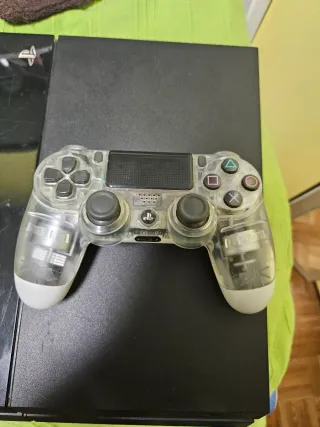 PlayStation 4 y mando