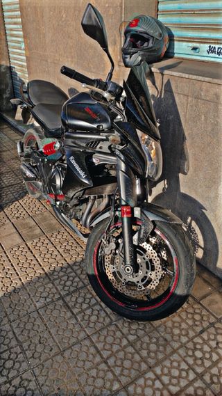 Kawasaki ER6N 650cc Negra