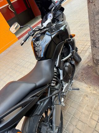 Kawasaki Versys 650 Negra