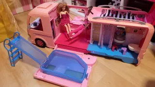 Caravana Rosa Barbie con Muñecas