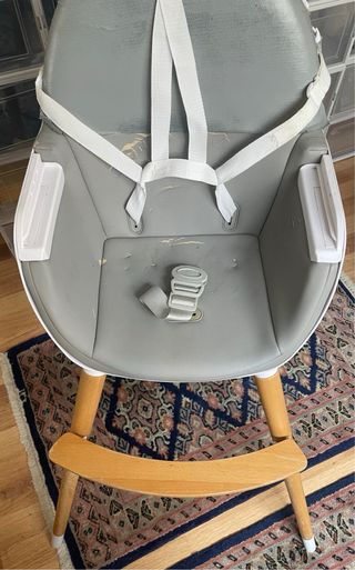 Trona infantil con arnés y bandeja Kinderkraf 2