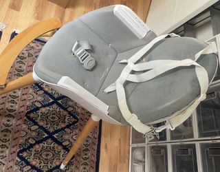 Trona infantil con arnés y bandeja Kinderkraf 2