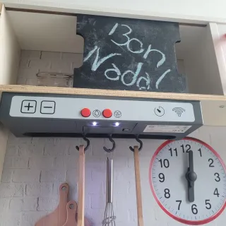 Cocinita de madera infantil