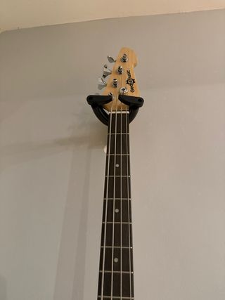 Bajo eléctrico 4 cuerdas Gear4music