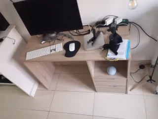 Escritorio moderno con 2 cajones