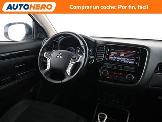 Mitsubishi Outlander PHEV Motion 4WD