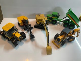 Lote miniaturas construcción joal