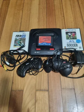 Sega Mega Drive con 3 juegos