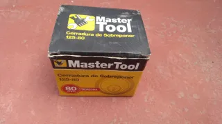 Cerradura de sobreponer 125-80 Derecha.