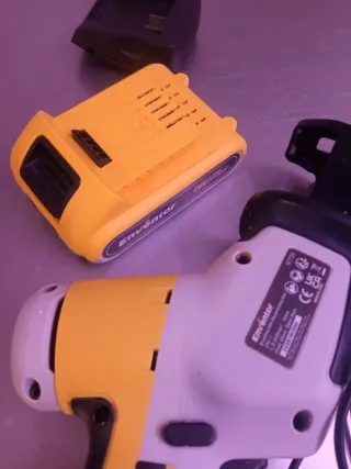 Sierra sable portátil batería