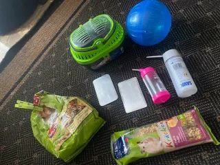 Jaula para hámster con accesorios