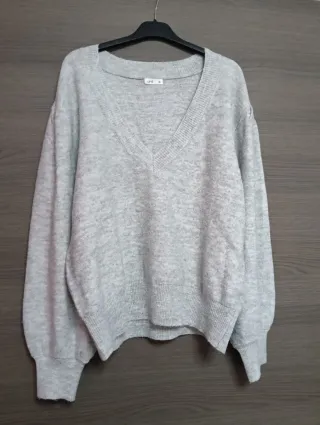 Jersey gris escote pico talla xl