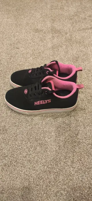 Zapatillas/Playeras con ruedas Heelys