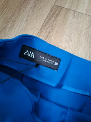 Pantalón corto Zara azul