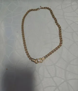 Gargantilla dorada con circonitas bañado en oro