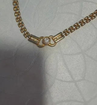 Gargantilla dorada con circonitas bañado en oro